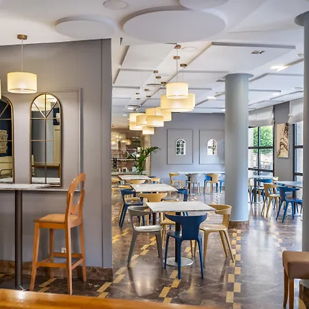 Hotel Ciudad De 3*